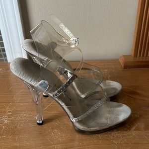 Ellie Bikini Competition 5” Heels Size 7 (good for posing practice)